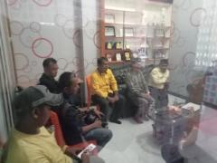 Serius Maju Pilkada Kampar, Repol Disamping Fungsionaris Golkar Kembalikan Formulir Bacabup Ke PKS